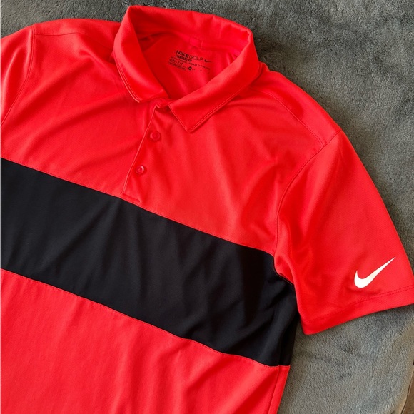 NIKE GOLF POLO STYLE SHORT SLEEVE (DRI-FIT) shirt! Like new quality! - Picture 2 of 12